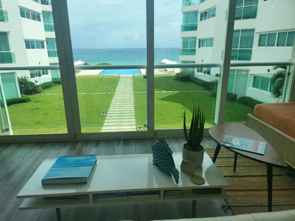 Spectacular Beachfront Apartment