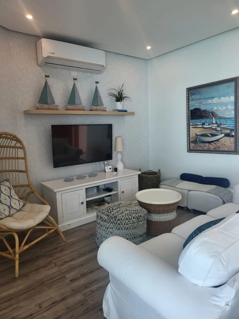 Spectacular Beachfront Apartment