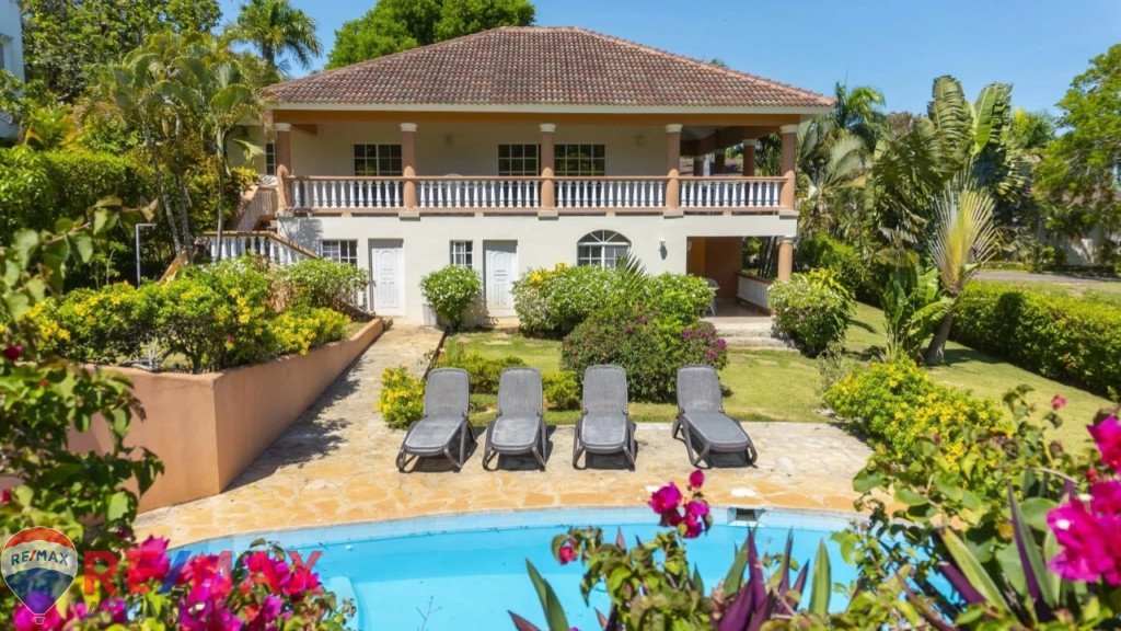 Stunning Villa with Sea view