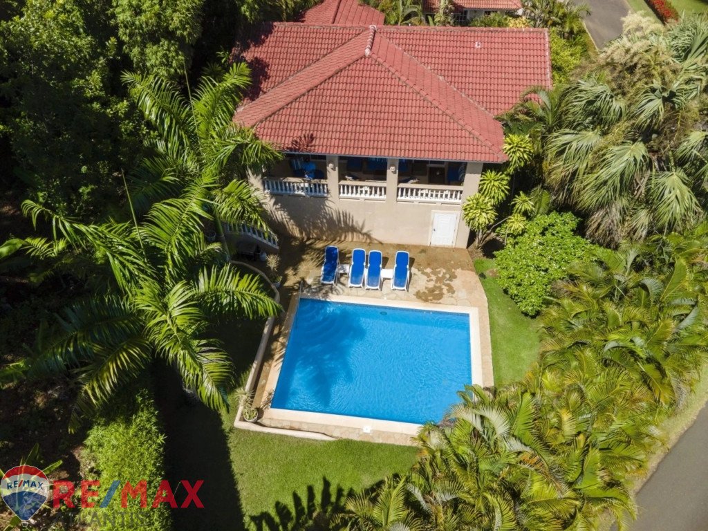 Beautiful Villa in gated community