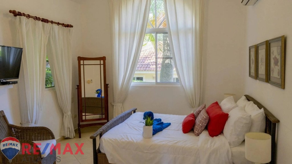 Hermosa Villa en comunidad cerrada