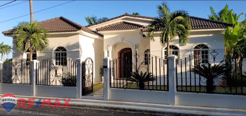 Family or Vacation Home for Sale