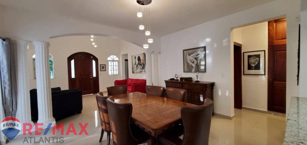 Family or Vacation Home for Sale