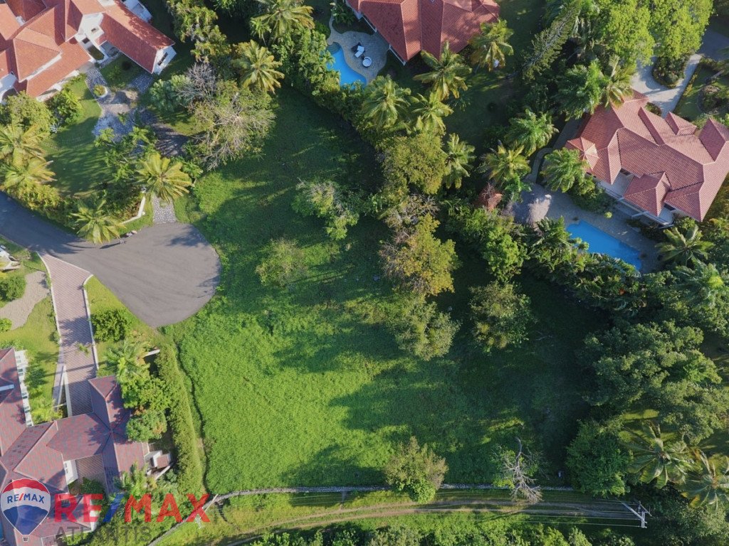 Land Available in Sosua