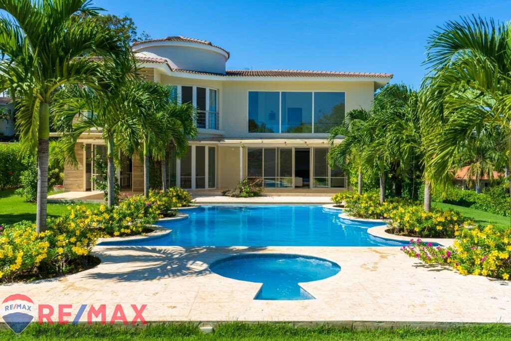 Elegante Villa a la Venta en Puerto Plata