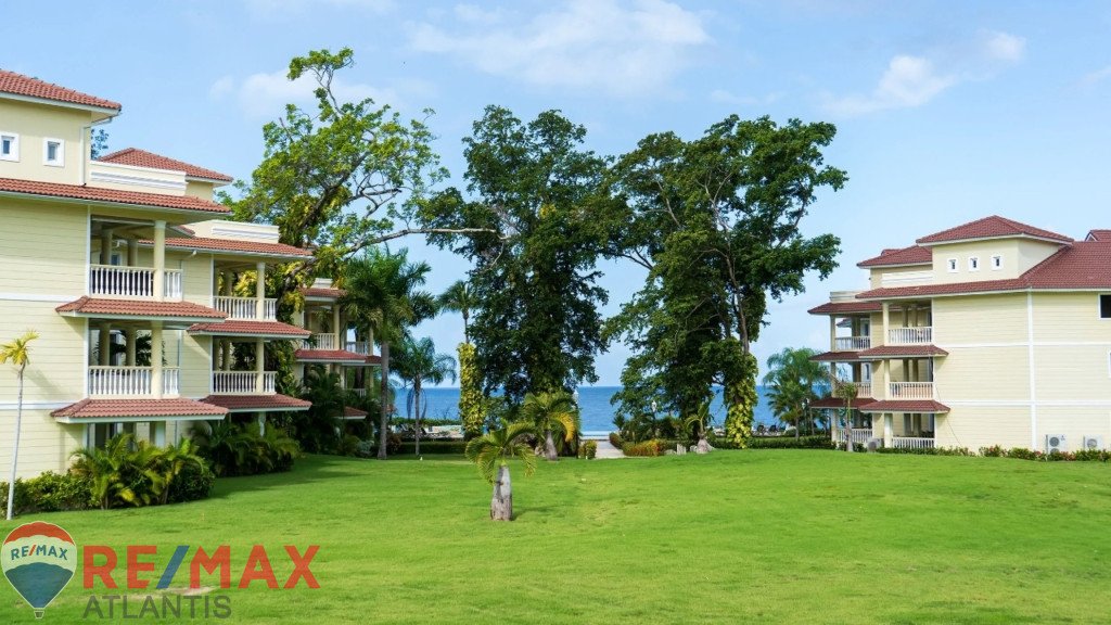 Exclusive Beach Front Apartment for Sale, Sosua, Sosua, Costa Rica