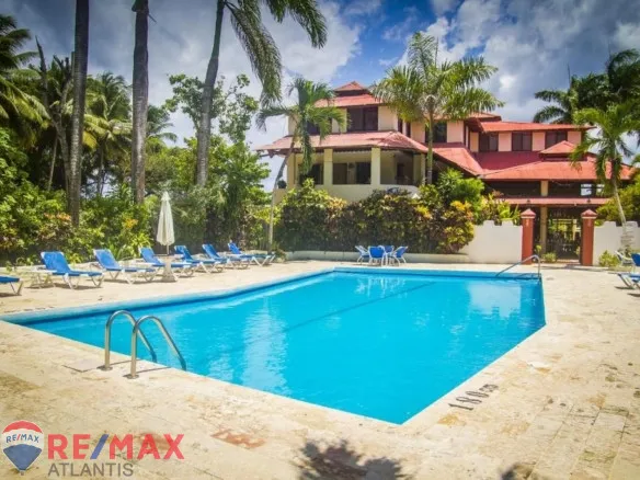 Luxury Hotel 7-Bedroom Villa in Cabarete