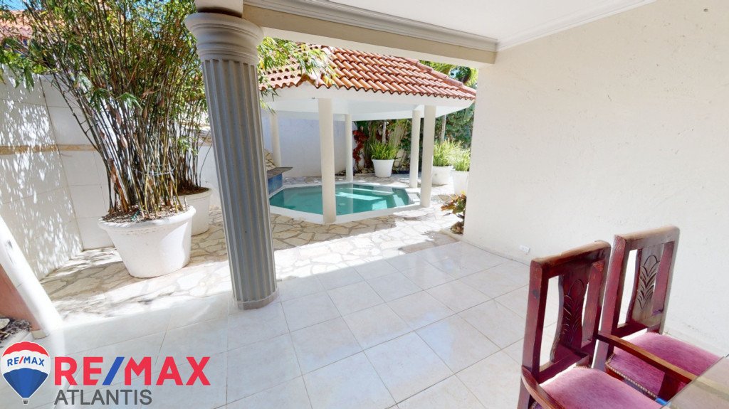 Luxury 5BR Villa in Sosua