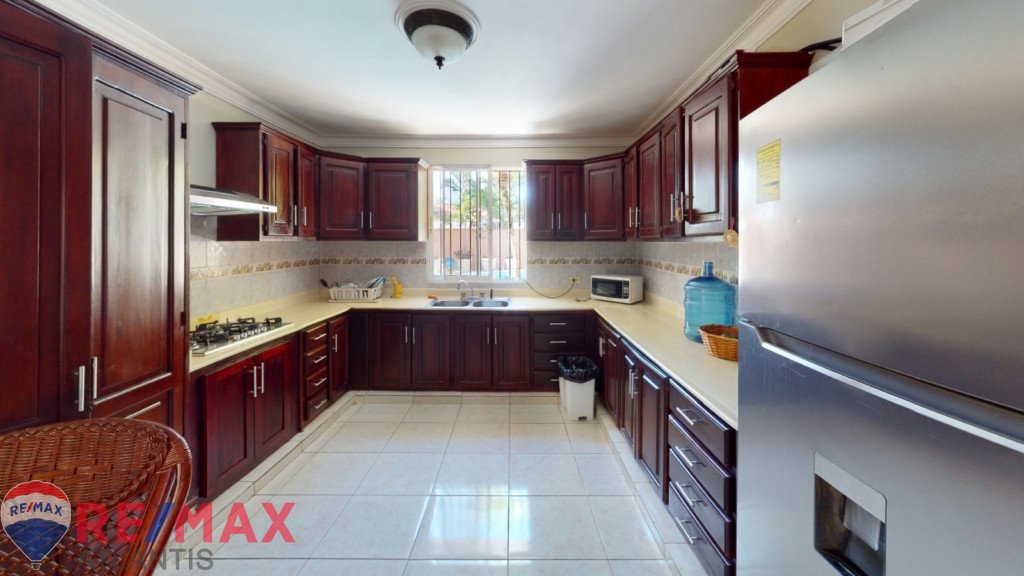 Luxury 5BR Villa in Sosua