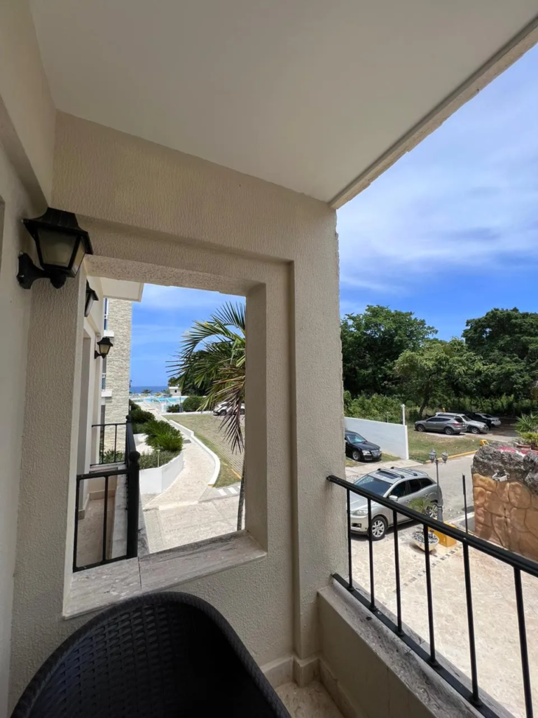 Apartment 2 bd NEAR THE BEACH