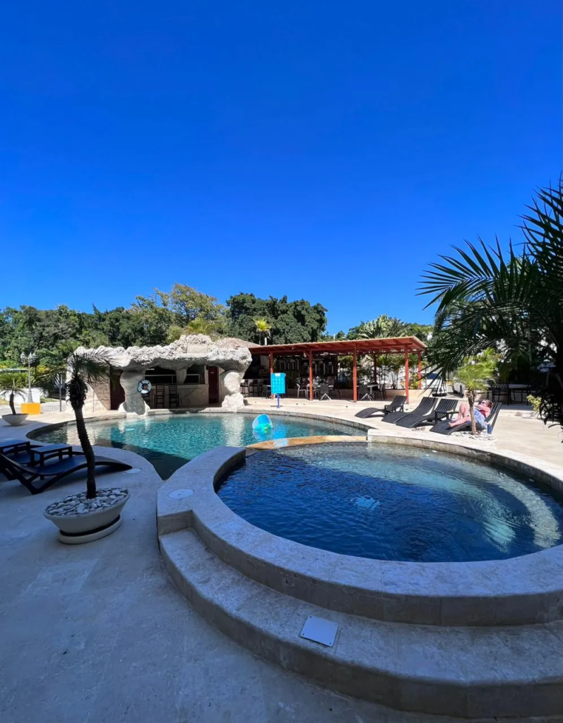 Apartment 2 bd NEAR THE BEACH