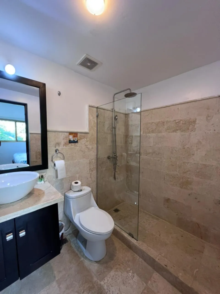Apartment 2 bd NEAR THE BEACH