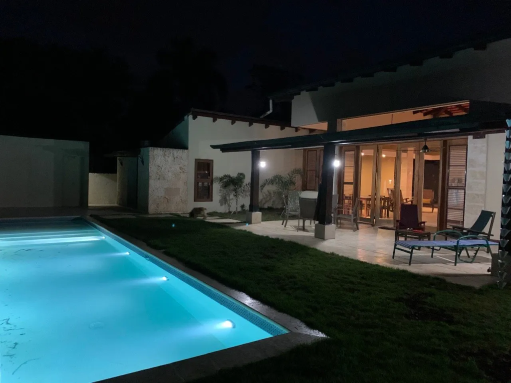 3HB – CASA CON PISCINA EN CABARETE