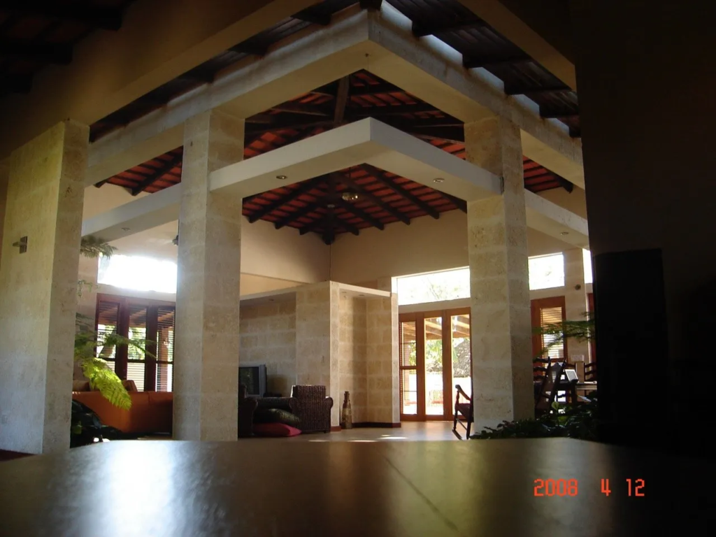 3HB – CASA CON PISCINA EN CABARETE