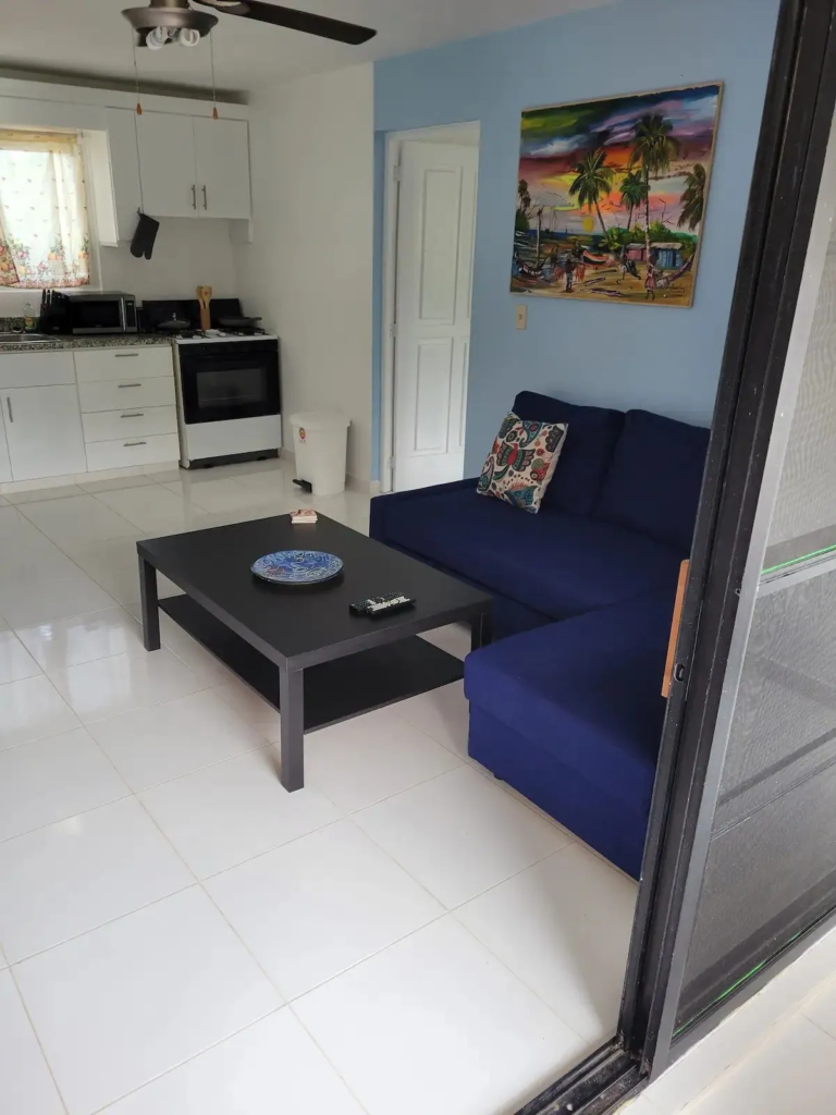 WONDERFUL APARTMENT IN FRONT OF THE POOL
