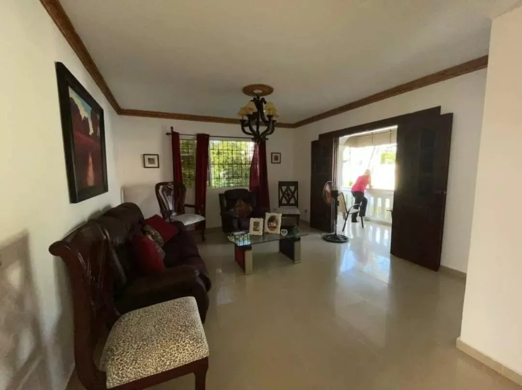 SCHÖNES HAUS IN PUERTO PLATA