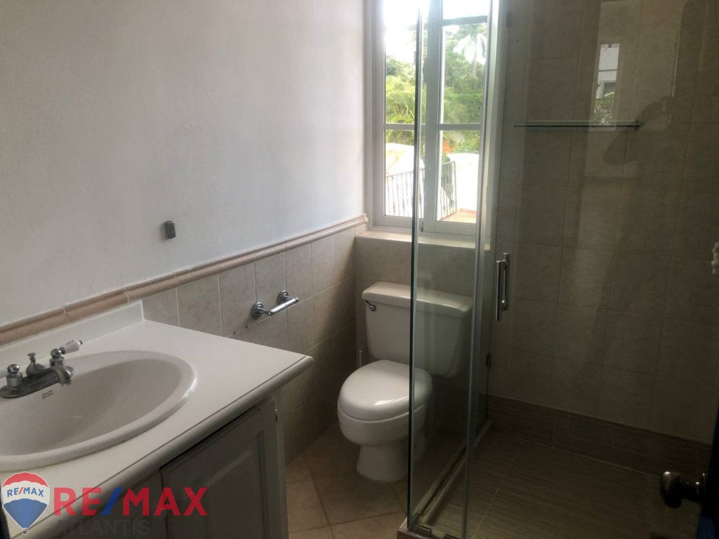 Impresionante casa de 3HB en Puerto Plata