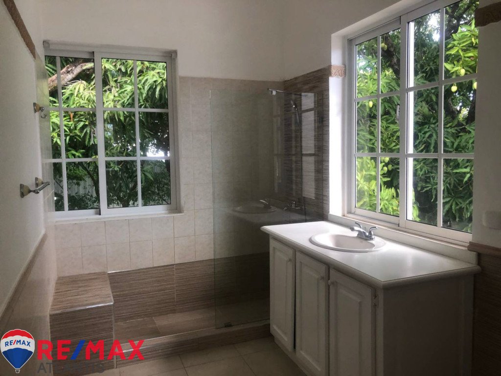 Impresionante casa de 3HB en Puerto Plata