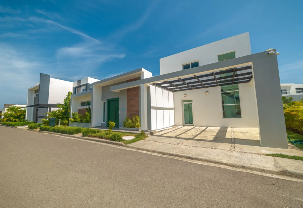 HERMOSA CASA – 3 HB – SOSÚA
