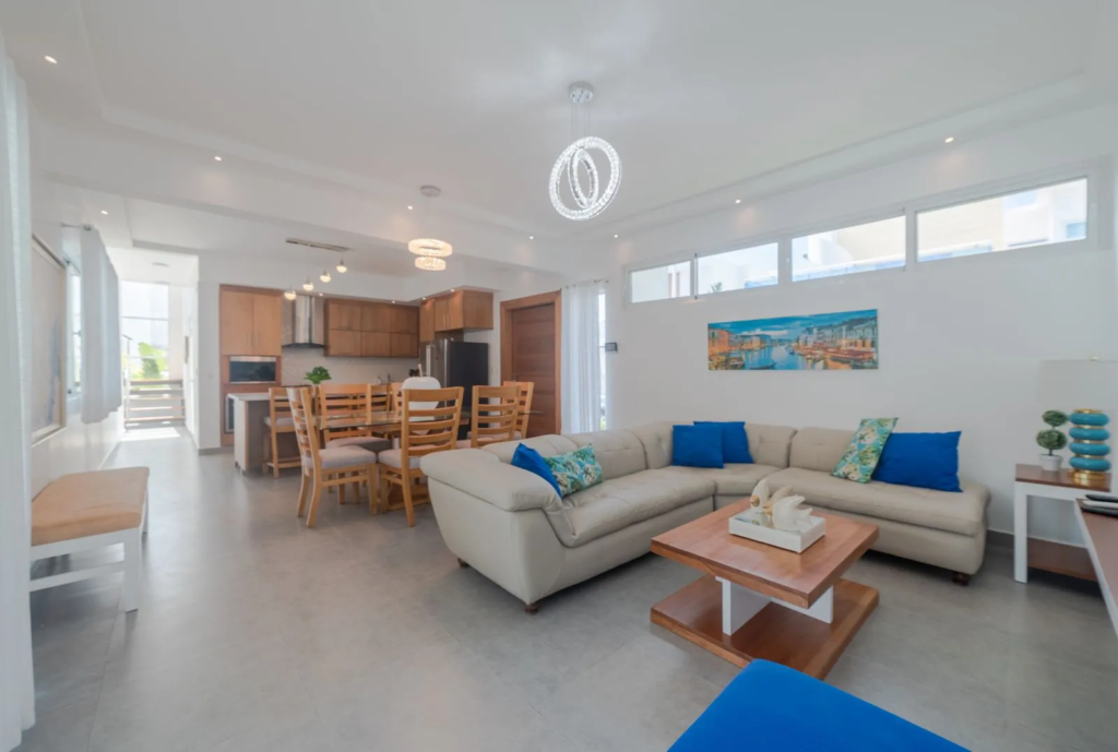 HERMOSA CASA – 3 HB – SOSÚA