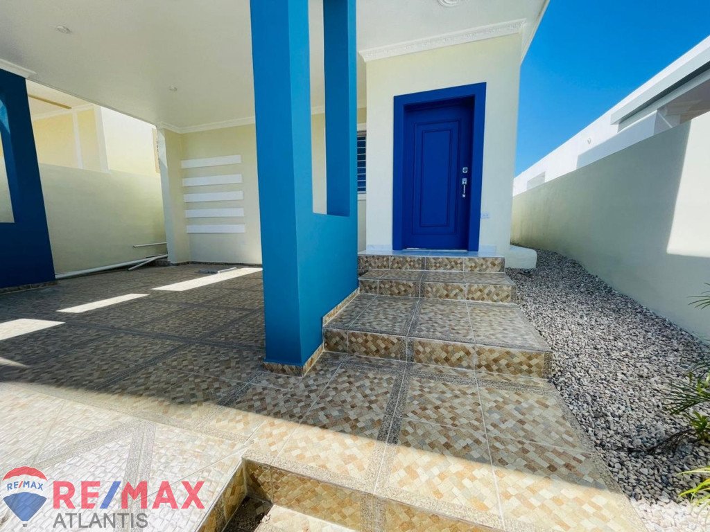 HERMOSA CASA EN RESIDENCIAL- PUERTO PLATA