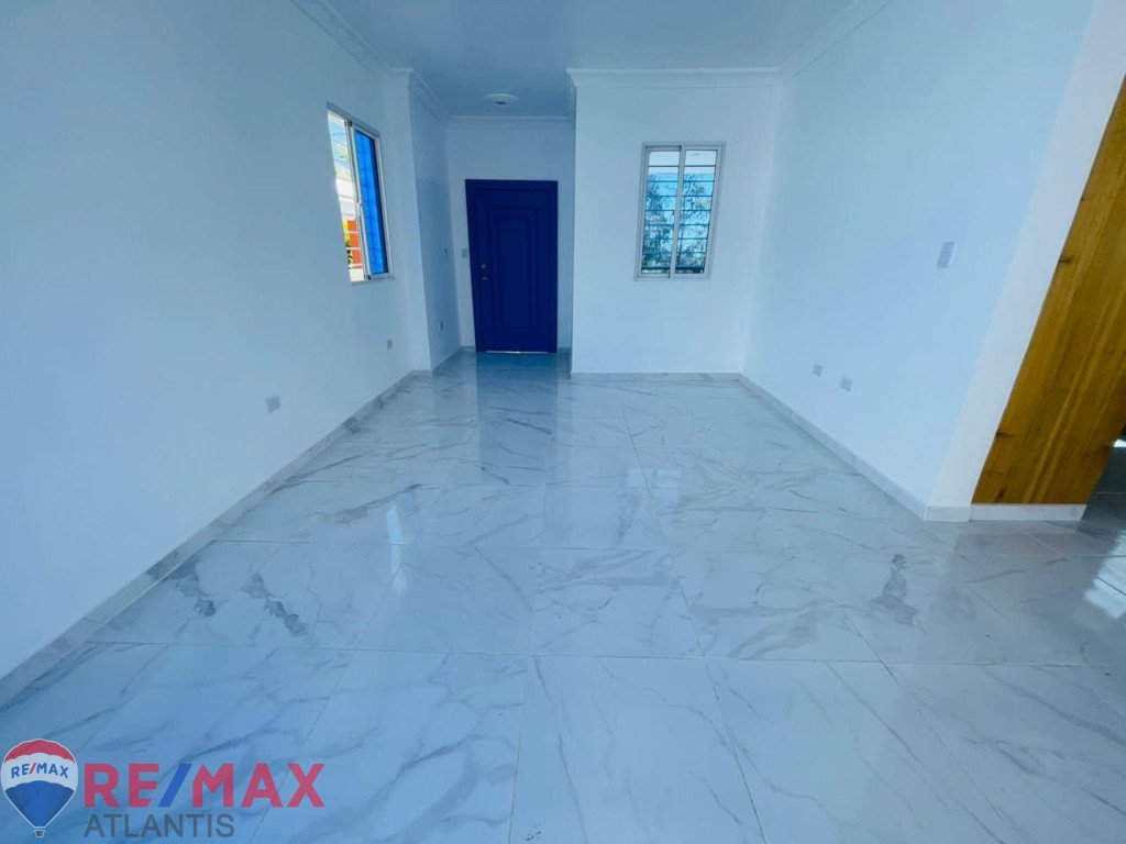 HERMOSA CASA EN RESIDENCIAL- PUERTO PLATA