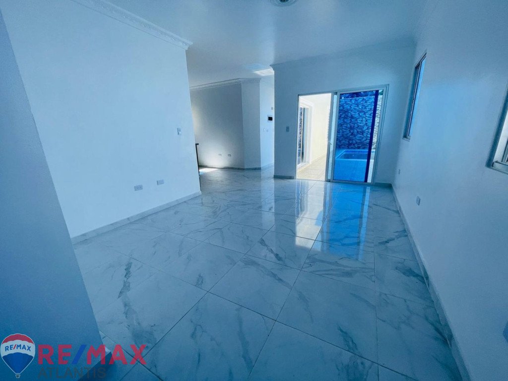 HERMOSA CASA EN RESIDENCIAL- PUERTO PLATA