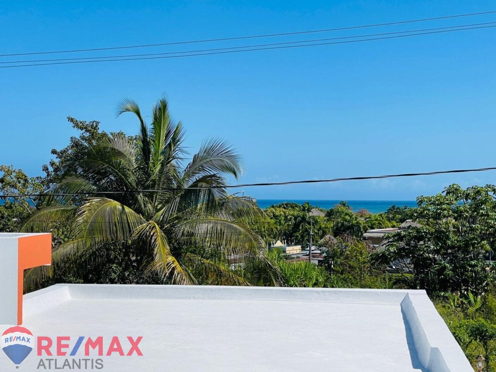HERMOSA CASA EN RESIDENCIAL- PUERTO PLATA