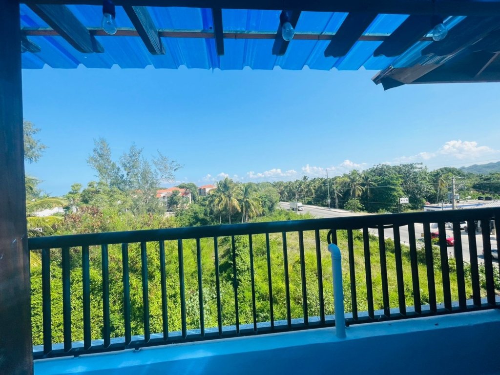 BEAUTIFUL PENTHOUSE IN CABARETE