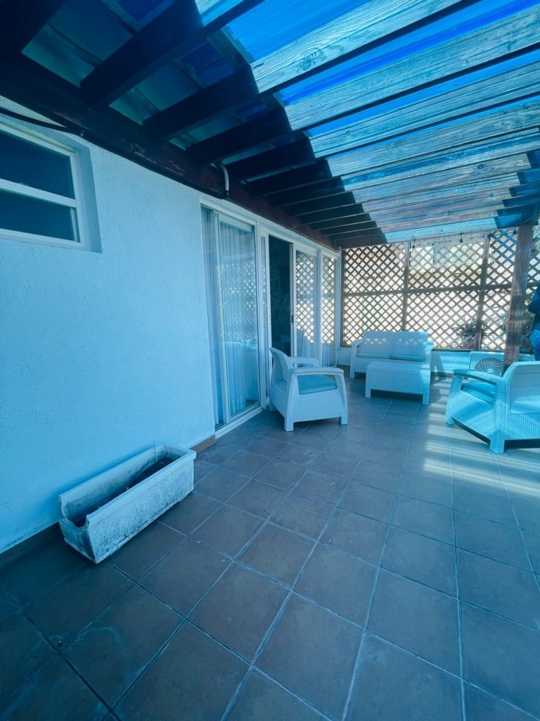 SCHÖNES PENTHOUSE IN CABARETE