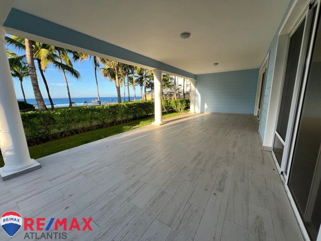 CHARMING BEACHFRONT APARTMENT IN SOSUA