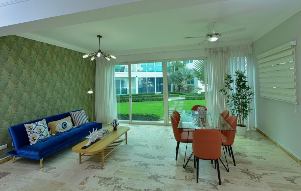BEAUTIFUL APARTMENT ON THE SECOND FLOOR