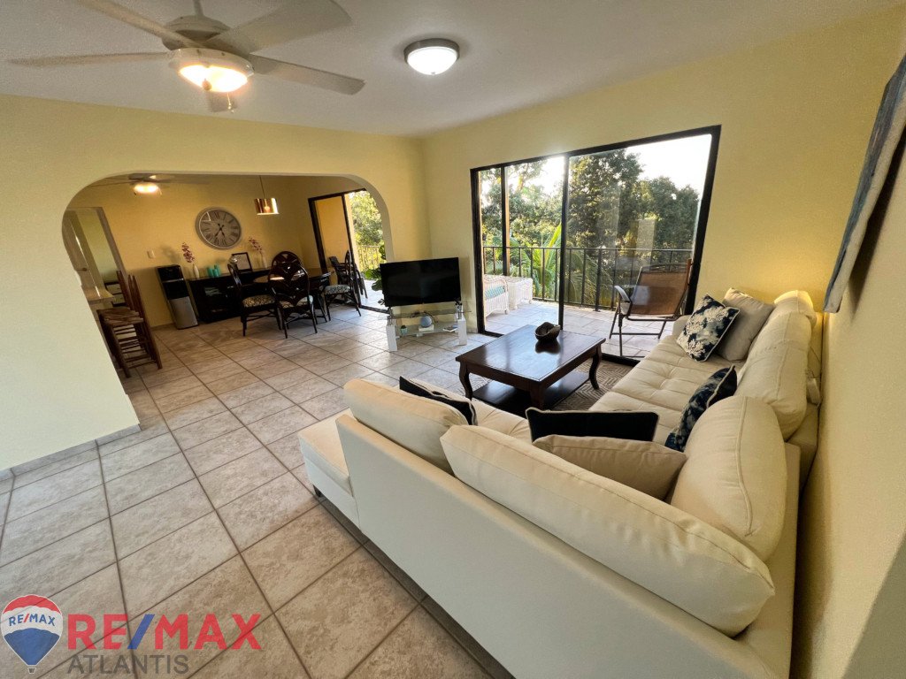 Schönes Penthouse mit Meerblick – Sosua