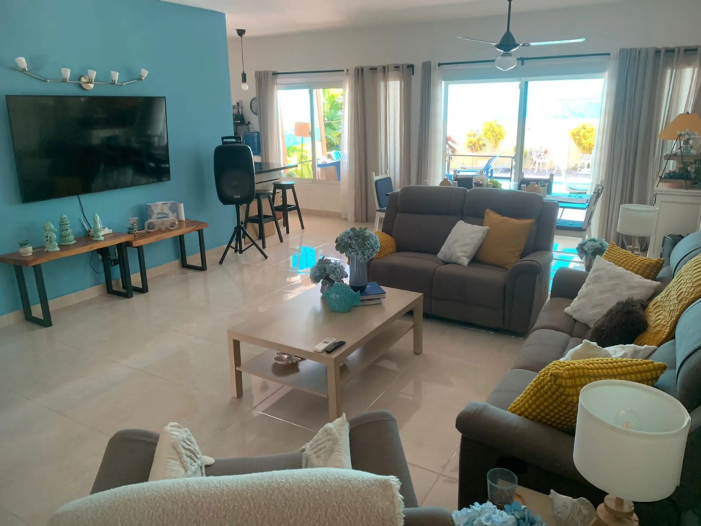 GREAT VILLA LOCATED IN SOSUA