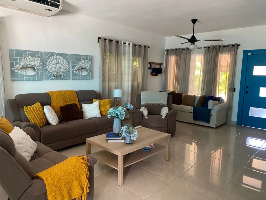 GREAT VILLA LOCATED IN SOSUA