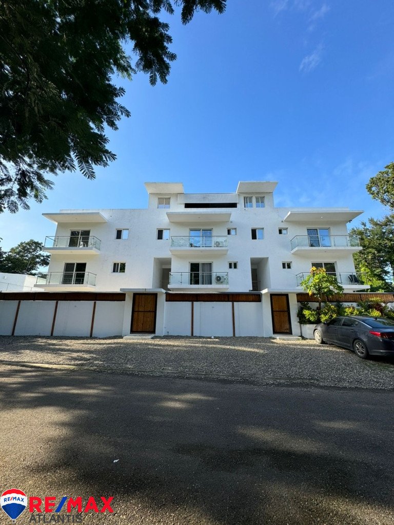 NEW LISTING – 2 HB – CABARETE