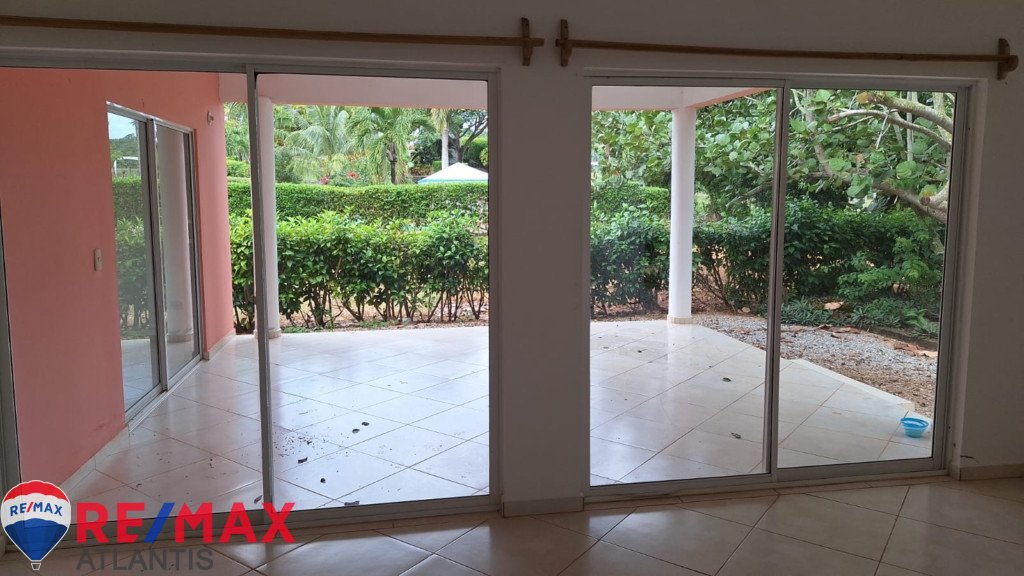 Oasis de Lujo: Villa Exclusiva en Condominio Privado de Río San Juan