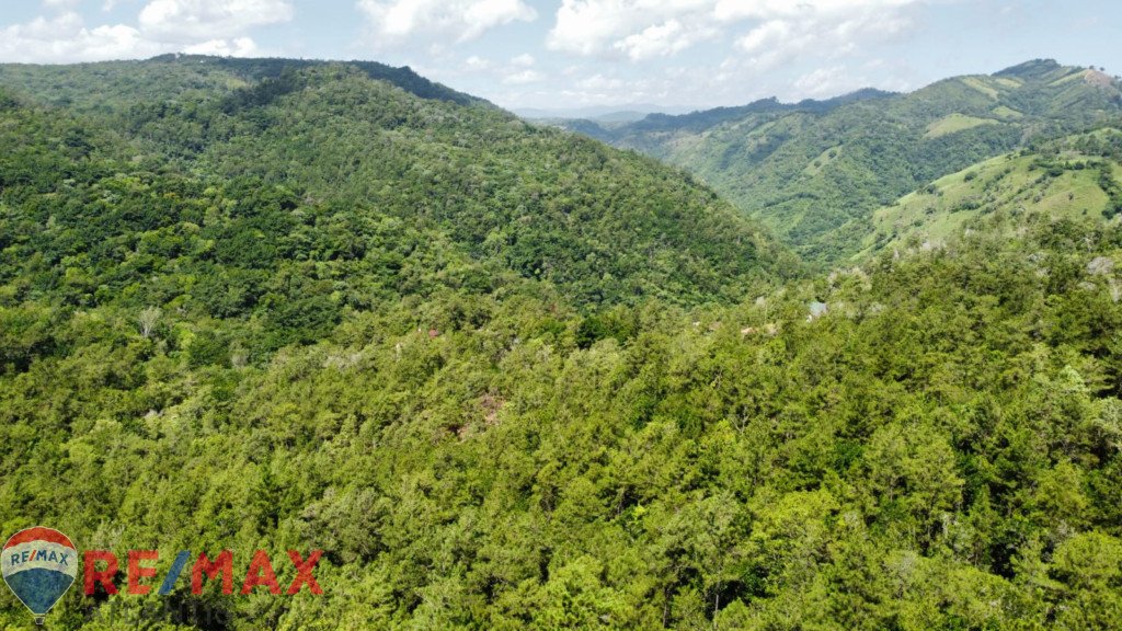 Oportunidad única de adquirir terreno en Jarabacoa
