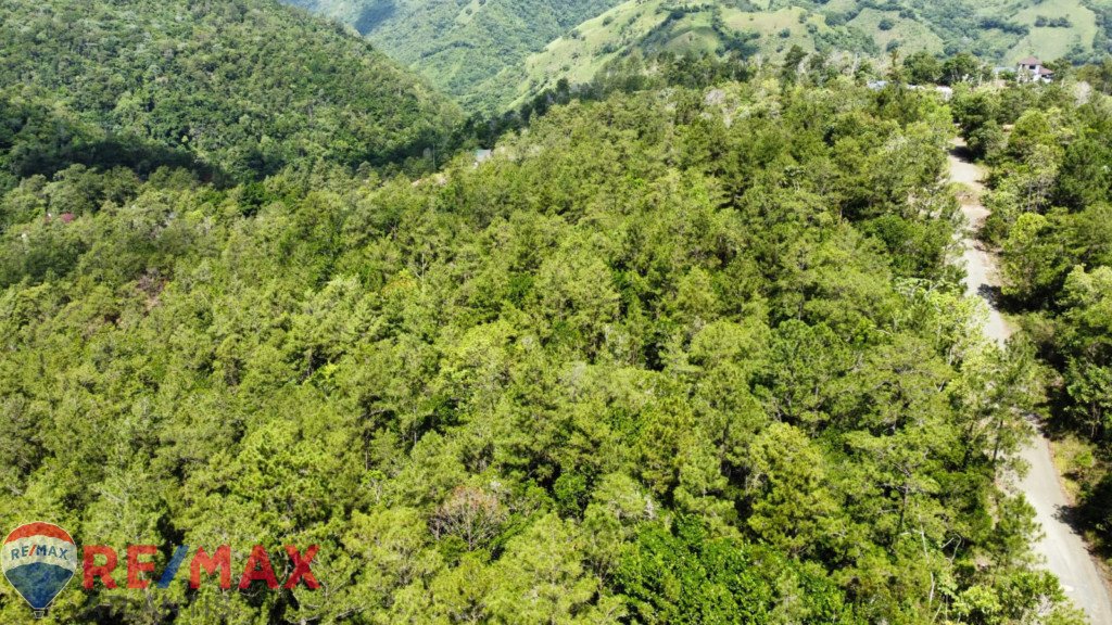 Oportunidad única de adquirir terreno en Jarabacoa