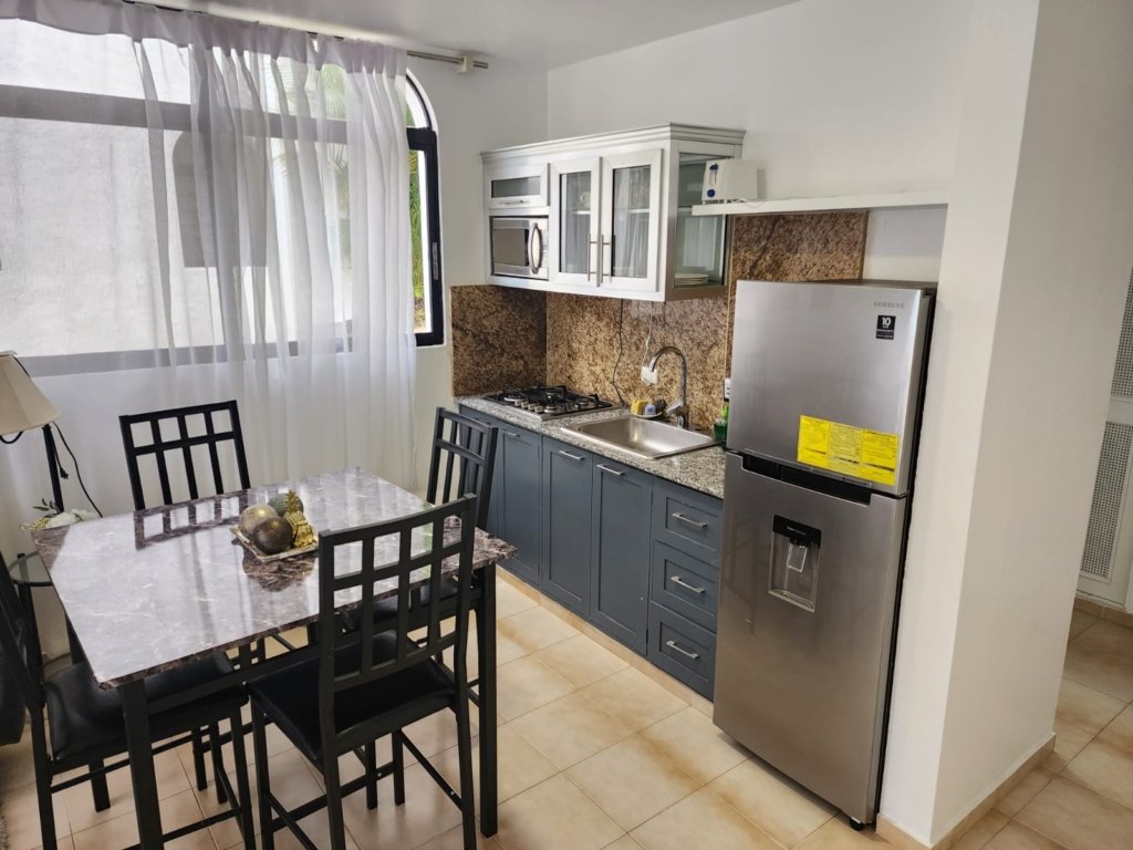 Acceso Rápido a la Playa desde tu Apartamento de Lujo