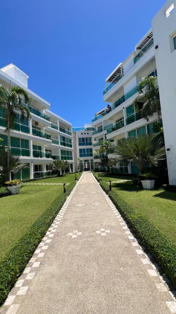 🌅 Live the Coastal Dream at Bayrock! 🌅