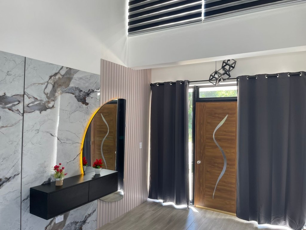 Spektakuläres neues Haus mit 3 Schlafzimmern im Bau, bald verfügbar!