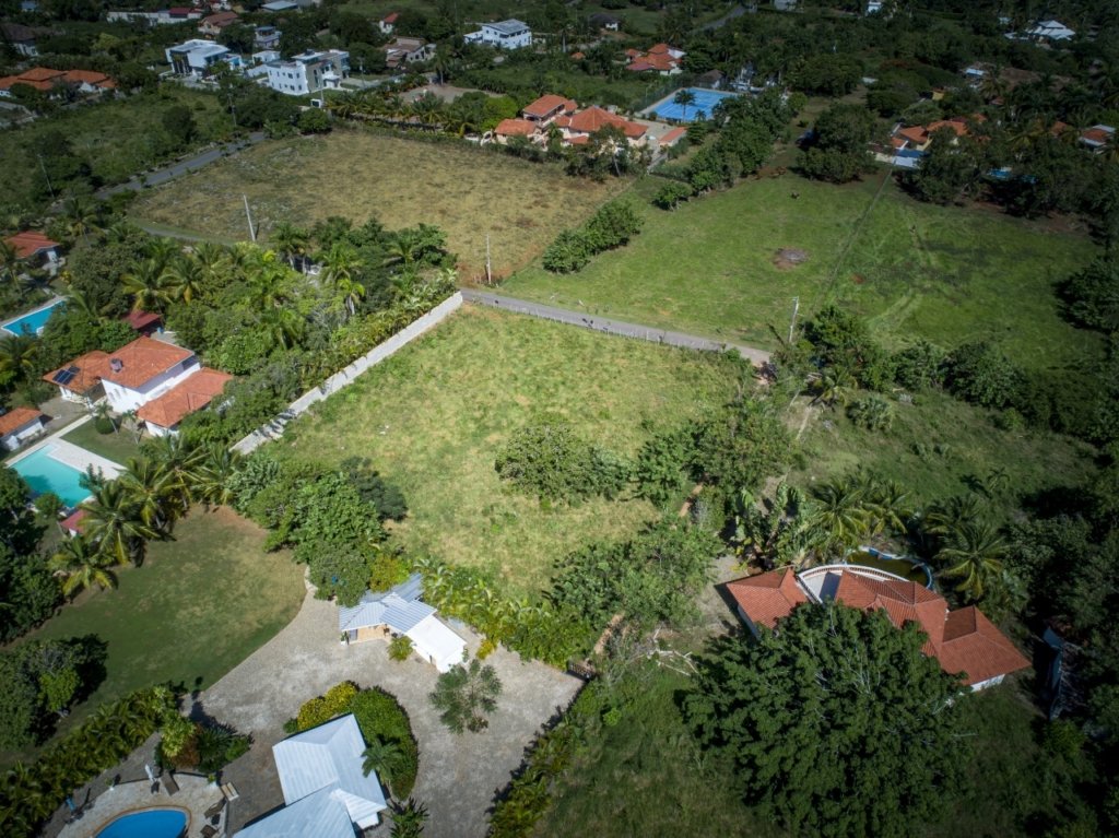 Residential Lot in Lomas Mironas