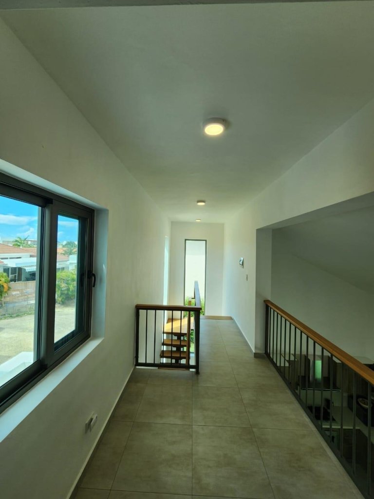HERMOSA VILLA EN SOSUA SOV