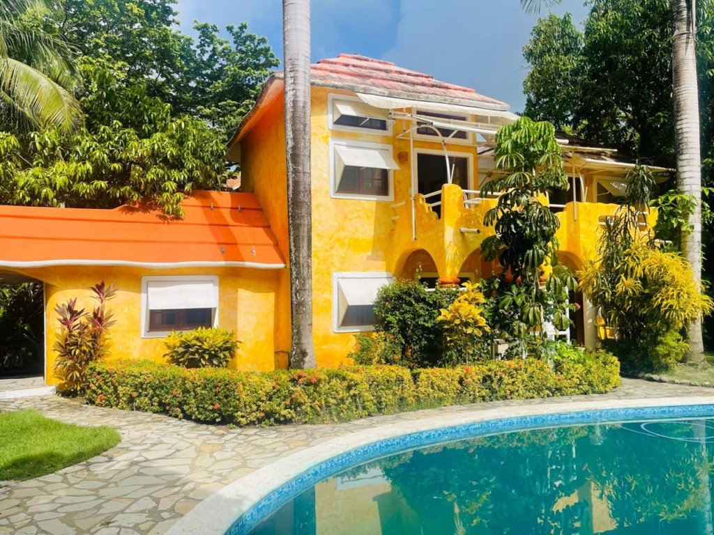 🏡 Encantadora Propiedad Cerca de la Playa
