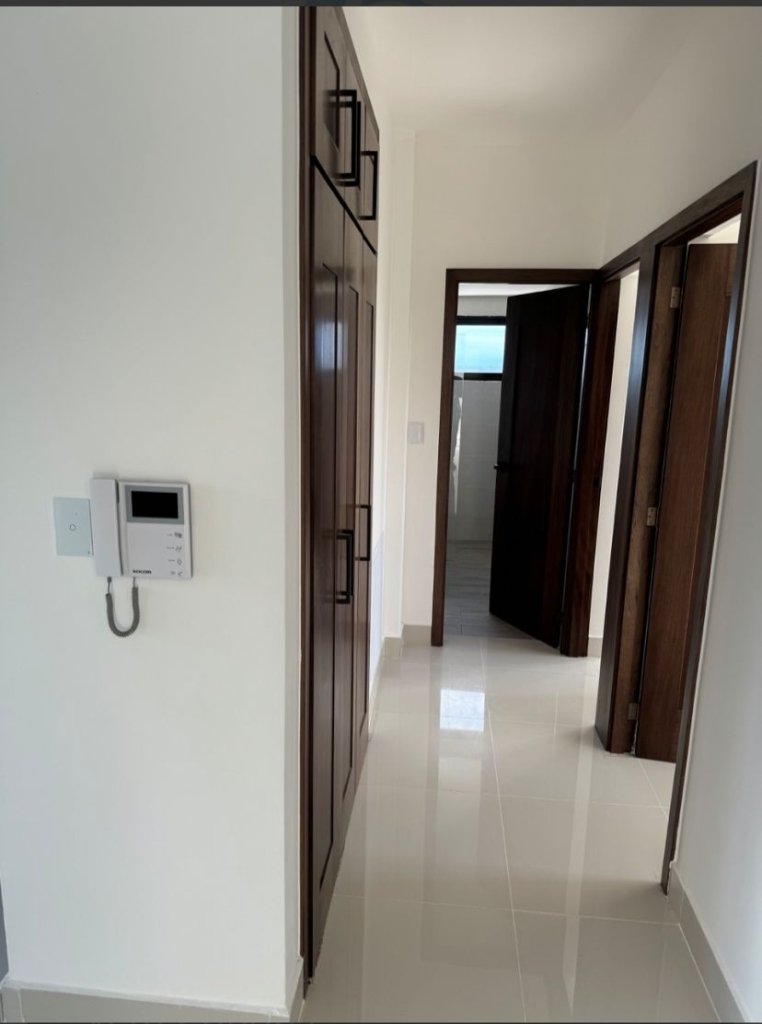 Moderno y Espacioso Apartamento Amueblado de 3 Habitaciones en Gurabo, Santiago – Perfecto para un Estilo de Vida Contemporáneo