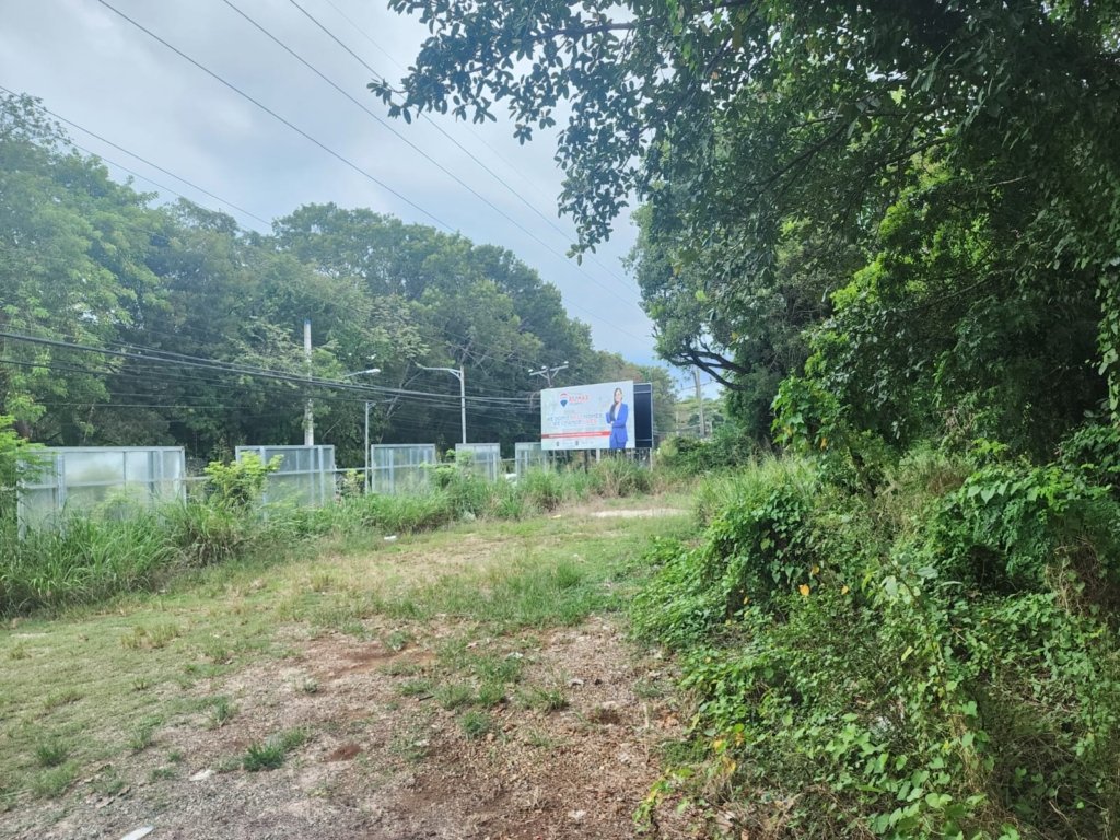 Amplio Terreno de 3,760 m² en Ubicación Estratégica en la Costa Norte