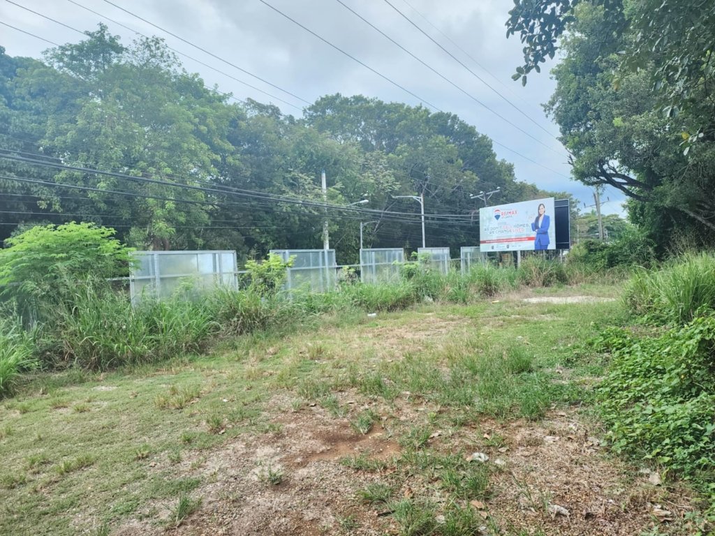 Amplio Terreno de 3,760 m² en Ubicación Estratégica en la Costa Norte