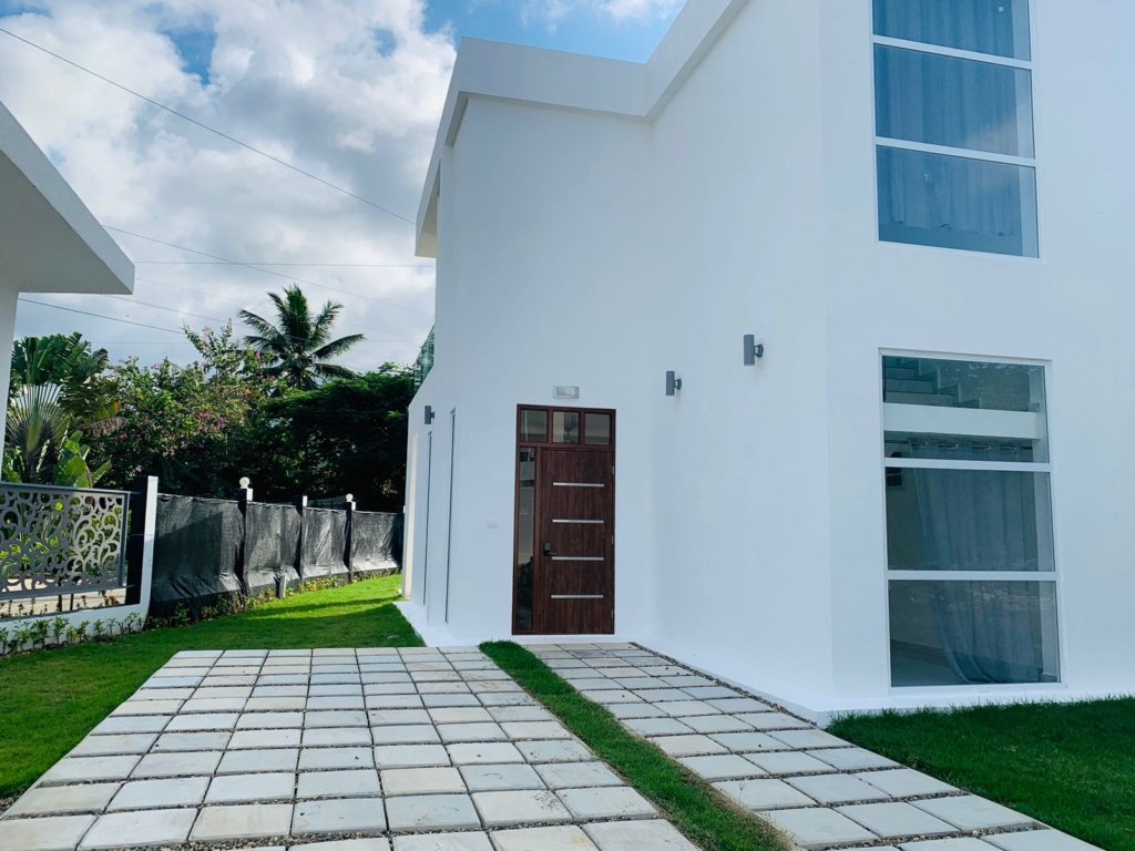 Villa Málaga: Elegancia y Confort en el Corazón de la Costa