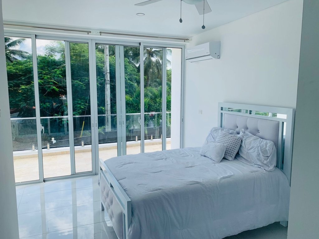 Villa Málaga: Elegancia y Confort en el Corazón de la Costa